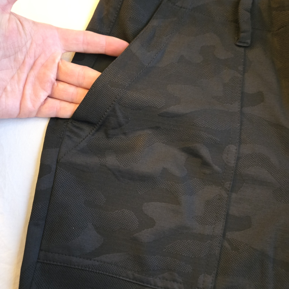 Liverpool Los Angeles Black Satiny Finish Camouflage Ankle Jogger Pants CW3 - Picture 4 of 13